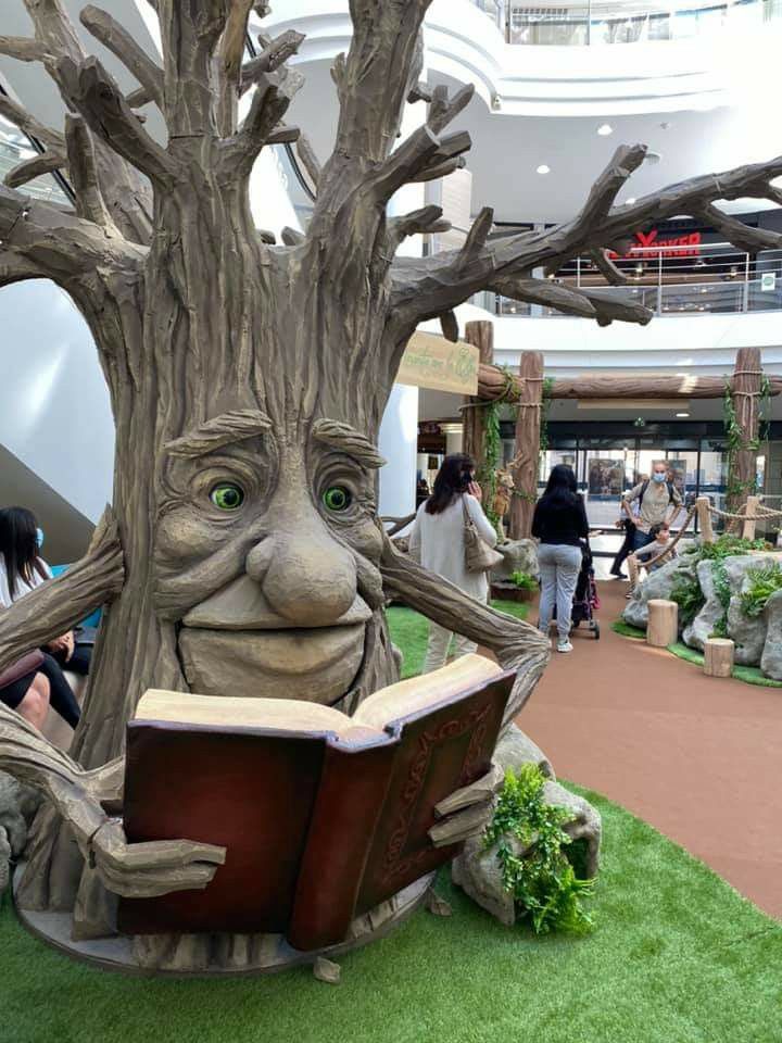 giant tree stump ideas and uses